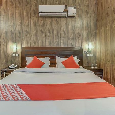 Oyo 27999 Hotel Deep Sirsa Exterior photo